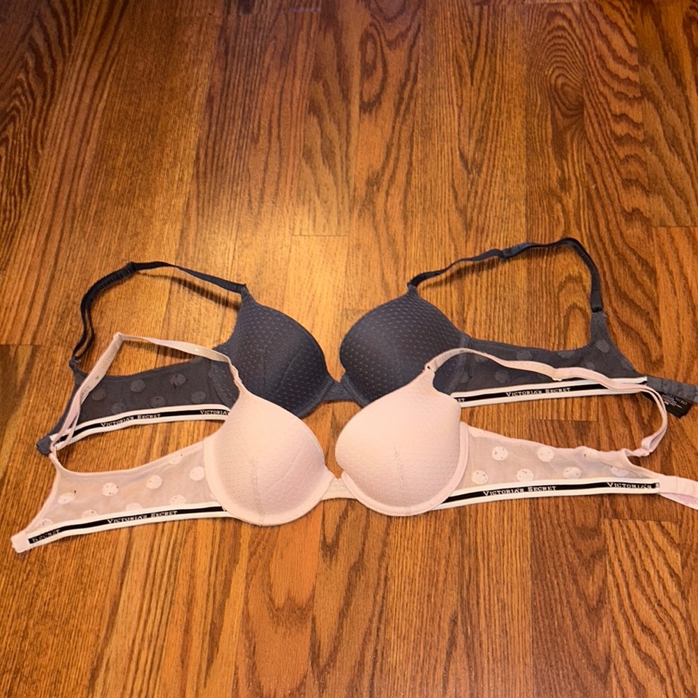 Two Victoria secret bras